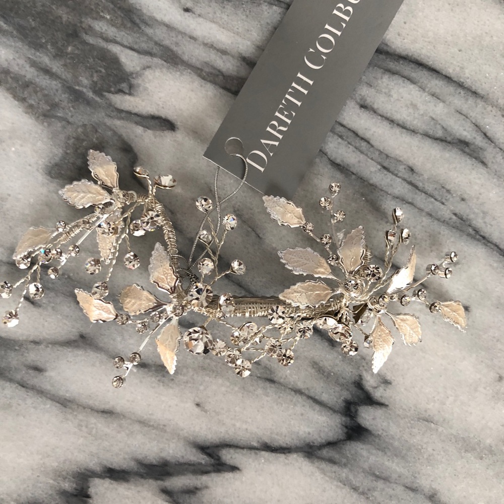 Bridal comb